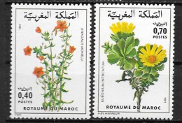 1981 - N° 880 à 881* MH - Fleurs - Marokko (1956-...)