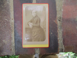 HARMAND PARIS   PHOTOGRAPHE CDV PHOTO CABINET PORTRAIT FILLETTE - Anonieme Personen