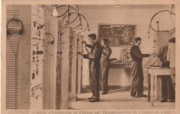 LE 19 -(89) AUXERRE - SALLE D' INSTRUCTION DE L' ECOLE DES TELEMECANICIENS DE L' ARMEE DE L' AIR   - 2 SCANS - Auxerre