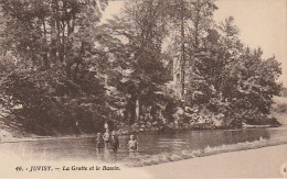 LE 23 -(91) JUVISY - LA GROTTE ET LE BASSIN - ENFANTS DANS L' EAU - 2 SCANS - Juvisy-sur-Orge