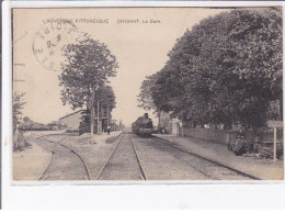 CHIGNAT - La Gare - Facteur - Très Bon état - Andere & Zonder Classificatie