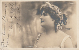 HO Nw (1) DEMOUGEOT MARCELLE , ARTISTE OPERA - PORTRAIT PAR REUTLINGER , PARIS - 2 SCANS - Opera