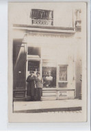 FRANCE: Coiffure Anne-Marie Teinture - état - Foto's