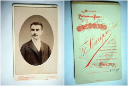 PHOTO CDV JEUNE HOMME CHIC  MODE Cabinet LARIPPE A TOURS - Oud (voor 1900)