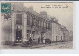 LA QUEUE-LES-IVELINES: Route Nationale, Hôtel Des Voyageurs - état - Sonstige & Ohne Zuordnung