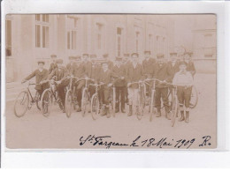 SAINT-FARGEAU: 18 Mai 1909, Groupe De Cycliste "la Professionnelle" - Très Bon état - Saint Fargeau