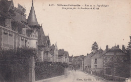 JA 30-(02) VILLERS COTTERETS - RUE DE LA REPUBLIQUE  - VUE PRISE PAR LE BOULEVARD MILLET - Villers Cotterets