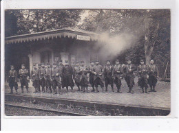 SURENES: Gare, Militaire - Très Bon état - Suresnes