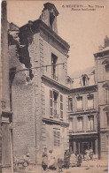 KO 30-(08) MEZIERES  - RUE THIERS - MAISON BOMBARDEE - ANIMATION - Charleville