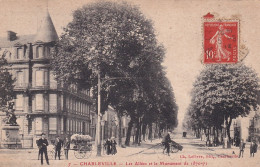 KO 30-(08) CHARLEVILLE - LES ALLEES ET LE MONUMENT DE 1870/71 - ANIMATION - Charleville
