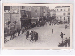 AVALLON: Défilé Du Maquis Verneuil 500 Hommes En 3 Compagnies (militaire - WW2 - Guerre 39-45)- Très Bon état - Avallon