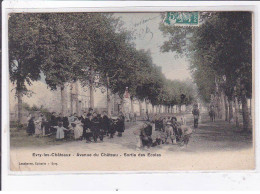 EVRY-les-CHATEAUX: Avenue Du Château Sortie Des écoles - état - Autres & Non Classés