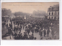 FOUGERES: Place De La Gare Arrivée Des Enfants Fougerais En Exode à Rennes - Très Bon état - Fougeres