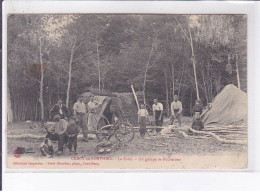 CRECY-en-PONTHIEU: La Forêt, Un Groupe De Bûcherons - Très Bon état - Crecy En Ponthieu