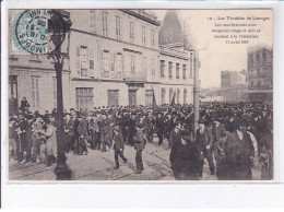 LIMOGES: Les Troubles De Limoges, Manifestation Avec Drapeaux Rouge Et Noir - Très Bon état - Limoges