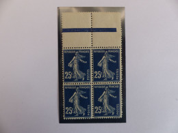 N° 140 B  ( Bleu / Noir )  EN  BLOC  DE  QUATRE  NEUF **  COTE  140 € - Unused Stamps