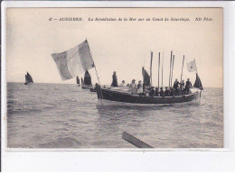 AUDIERNE: La Bénédiction De La Mer Sur Un Canot De Sauvetage - Très Bon état - Audierne