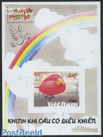 Vietnam 1990 Airship S/s Imperforated, Mint NH, Transport - Zeppelins - Zeppelins