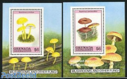 Grenada Grenadines 1989 Mushrooms 2 S/s, Mint NH, Nature - Mushrooms - Hongos