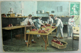 Alte Ansichtskarte / Postkarte - Infanterie, Intérieur D'une Cuisine - Autres & Non Classés