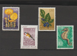 Yougoslavie Lot 10 Timbres Faunes Flores Sculptures Espace Mi 1331- 1421 - 1275 - 795 - 1432 - 1435 - Z 34 - 1217 - 1411 - Sonstige & Ohne Zuordnung