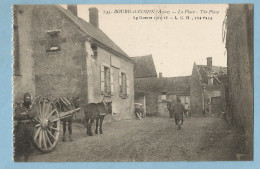 1479  CPA  BOURG-et-COMIN  (Aisne)  La Place    -  La Guerre  1914-18   +++++++ - Altri & Non Classificati