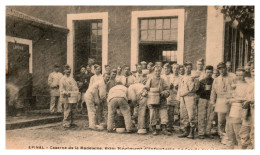 Epinal - Caserne De La Madeleine - 60° Régiment D'Infanterie - La Corvée Des Plats - Epinal