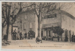 St-ETIENNE -les-ORGUES Place De La Fontaine Et Hotel -Lure - Autres & Non Classés