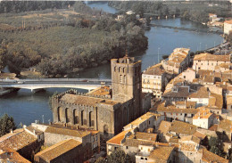 AGDE Vue Aerienne La Cathedrale St Etienne 12(scan Recto-verso) MA2005 - Agde