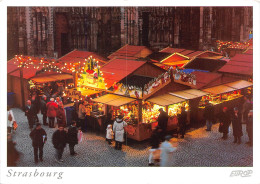 STRASBOURG Le Marche De Noel Sur Le Parvis De La Cathedrale 20(scan Recto-verso) MA2026 - Strasbourg