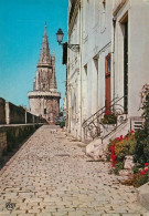 LA ROCHELLE  La Rue Sur Les Murs   19  (scan Recto-verso)MA2064Ter - La Rochelle