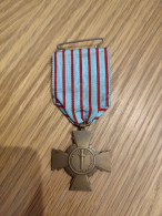 Croix Du Combattant Française - 1914-18