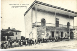 FEILLENS - Mairie-Ecoles - Emplacement Du Marché - Zonder Classificatie