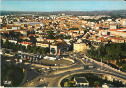 ROANNE - Le Pont Des Promenades Et La Gare Routière - Roanne