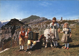 12567163 Ebenalp Kinder In Tracht Mit Schaefler Und Santis Ebenalp - Other & Unclassified