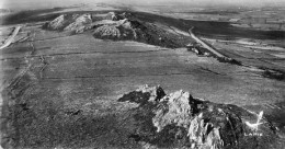 Monts D'Arrée  Plounéour-Ménez Vue D'avion. Carte Photographique ARGENTIQUE Ed LAPIE Dentelée Vierge  .16 MA2116Ter - Autres & Non Classés