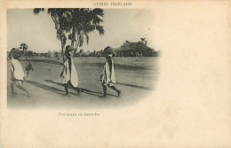 GUINNE Conakry  Porteurs En Marche   Carte Vierge   25  (scan Recto-verso)MA2114Bis - Guinée Française