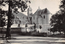 BRIANCON Le Jardin D Ete Et La Collegiale Notre Dame  3(scan Recto-verso) MA2186 - Briancon