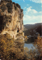 LES GORGES DE LA RDECHE La Route Entre Vallon Et Le Pont D Arc 27(scan Recto-verso) MB2357 - Vallon Pont D'Arc