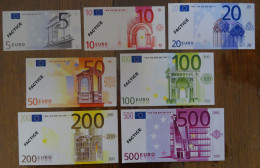 Série De Billets En Euros "factice" Du 5 Au 500 (émis Pour L’information Lors Du Passage à L’euro (imprimés Sur Carton) - Sonstige & Ohne Zuordnung