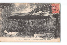 SEDAN - Le Kiosque Du Jardin Botanique Après Le Cyclone - Très Bon état - Sedan