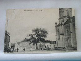 49 7970 CPA 1906 - 49 FREIGNE - PLACE DE L'EGLISE - ANIMATION - Andere & Zonder Classificatie