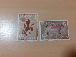 TIMBRES   ESPAGNE   ANNEE   1975   N  1903  /  1904   COTE  1,50  EUROS   NEUFS  LUXE** - Nuovi