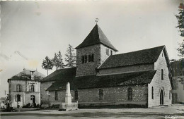 15* ST ILLIDE  Eglise  Mairie  CPSM (petit Format)                MA91-0054 - Other & Unclassified