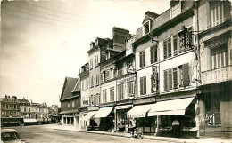 27* CORMEILLES Rue De L Abbaye  CPSM (petit Format)              MA91-1285 - Sonstige & Ohne Zuordnung