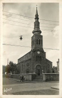 42* ST ETIENNE     Eglise Du Soleil  CPSM (petit Format)             MA93,0050 - Saint Etienne