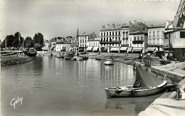 33* BLAYE   Port   (CPSM Petit Format)    MA92,1003 - Blaye