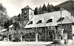 74* SAMOENS  Eglise    CPSM (petit Format)       MA96,0181 - Samoëns