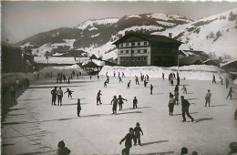 74* MEGEVE  Patinoire  CPSM (petit Format)         MA96,0171 - Megève