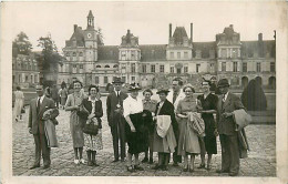 77* FONTAINEBLEAU  Carte Photo  Touristes (1950)   MA96,0894 - Fontainebleau